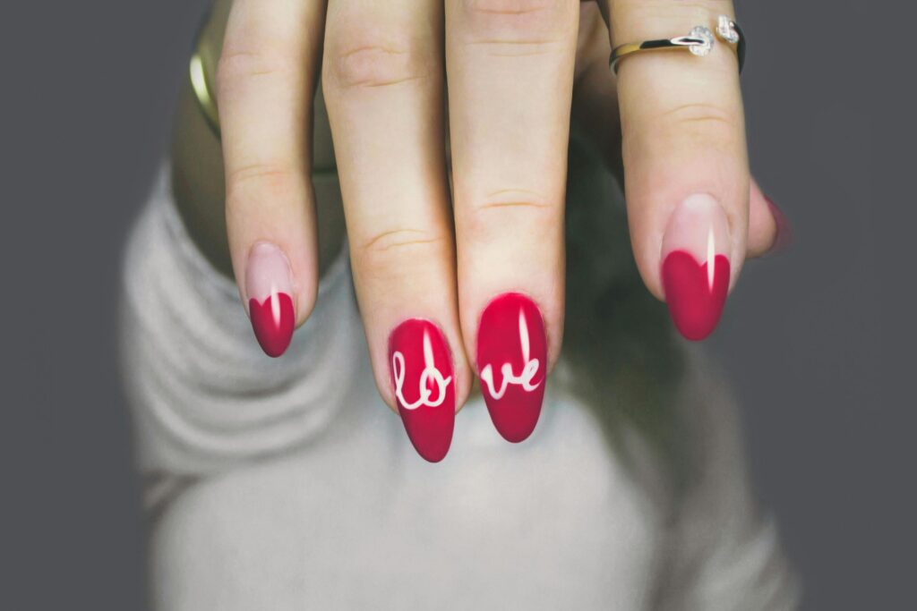 Gel vs Acrylic Nails