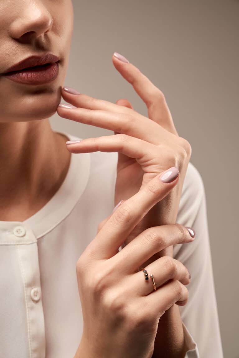 Classic Nude short nails