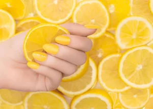 yellow nails​