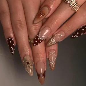 almond nails