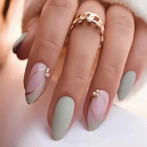 almond nails
